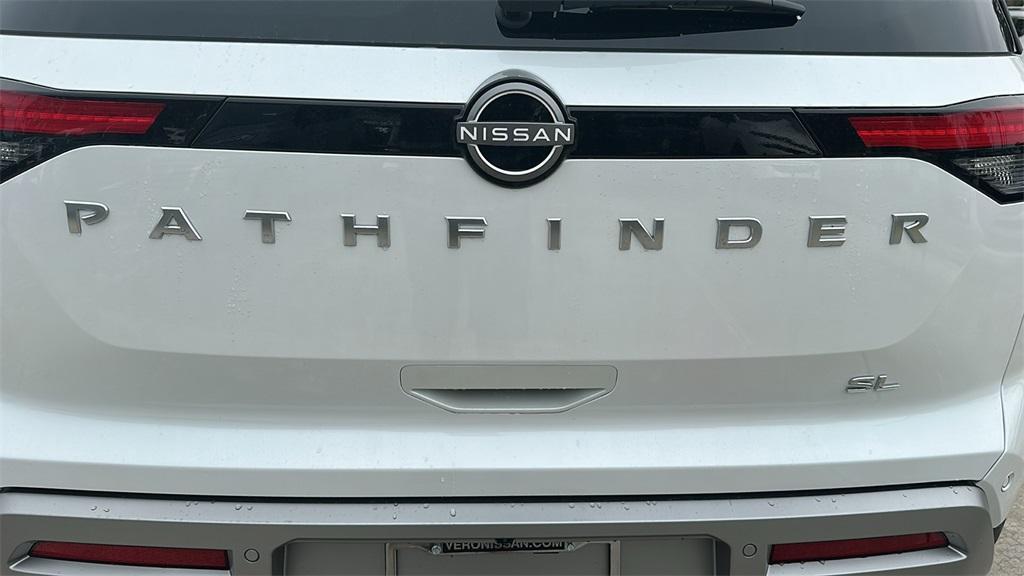 new 2025 Nissan Pathfinder car, priced at $36,327