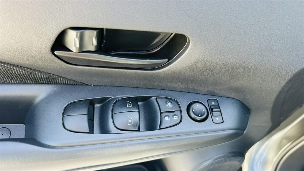 new 2025 Nissan Kicks car, priced at $23,179