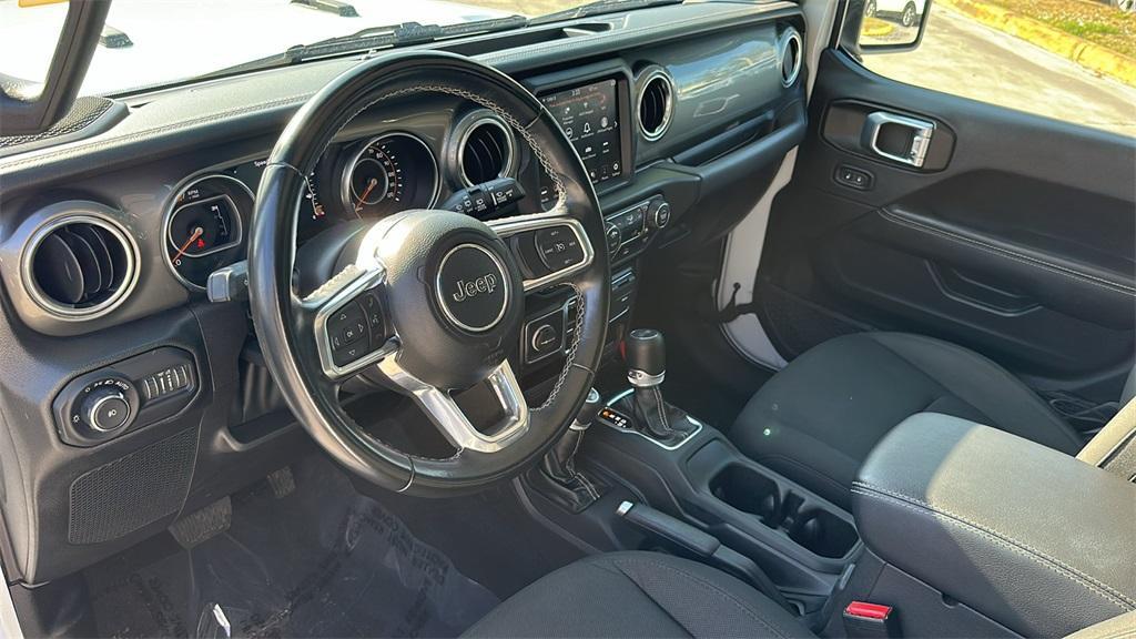 used 2022 Jeep Wrangler Unlimited car, priced at $28,300