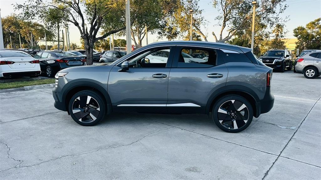 new 2025 Nissan Kicks car, priced at $29,294
