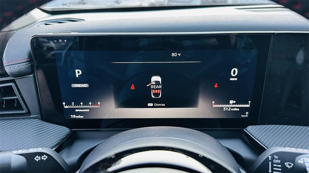 new 2025 Nissan Kicks car, priced at $29,294