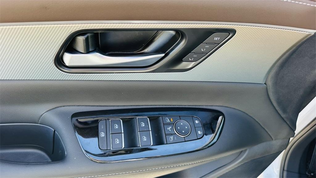 new 2025 Nissan Murano car, priced at $50,337