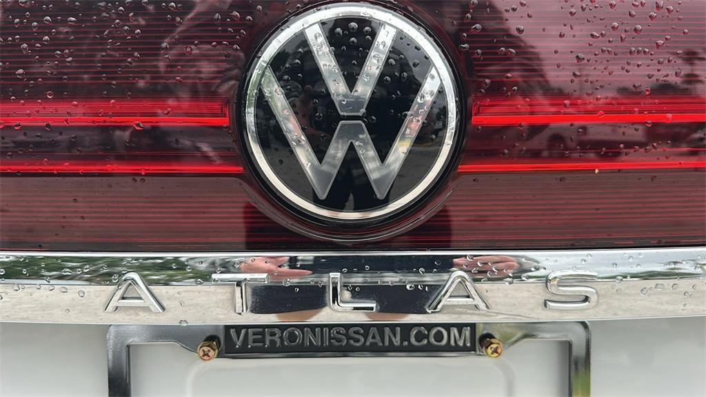 used 2024 Volkswagen Atlas car, priced at $30,895