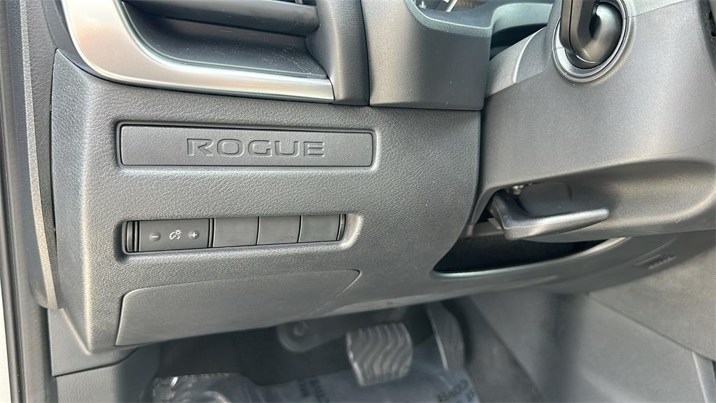 used 2021 Nissan Rogue car, priced at $18,500