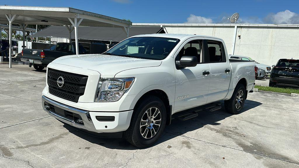 new 2024 Nissan Titan car, priced at $46,547