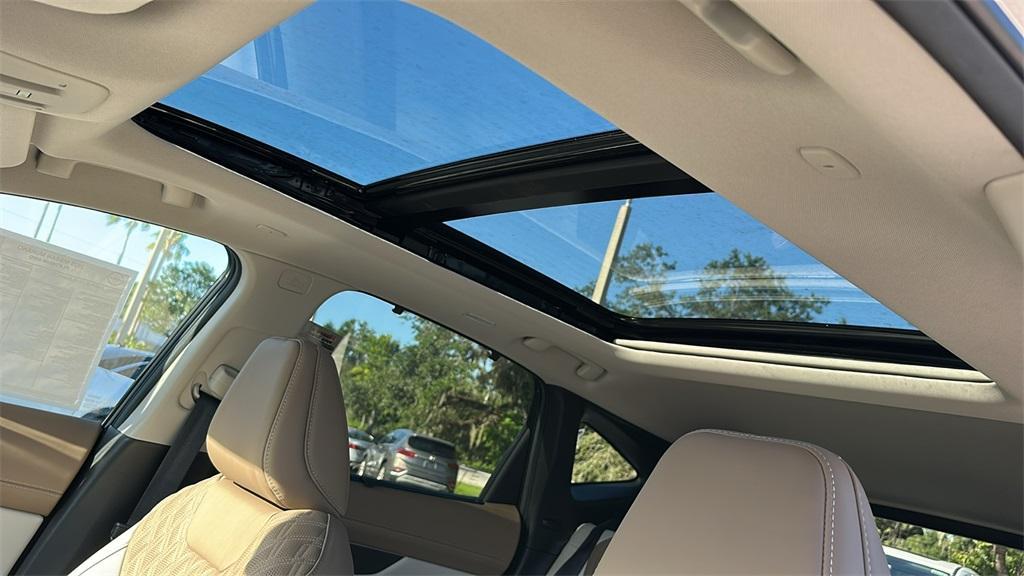 new 2025 Nissan Murano car, priced at $50,487