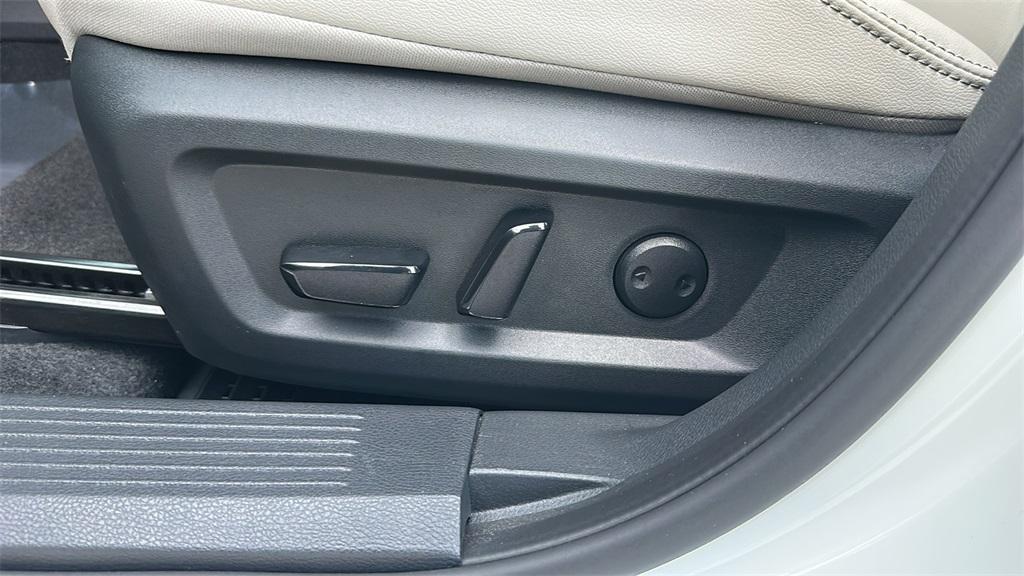 used 2023 Nissan Rogue car, priced at $25,988