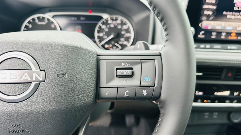 new 2025 Nissan Rogue car, priced at $32,927