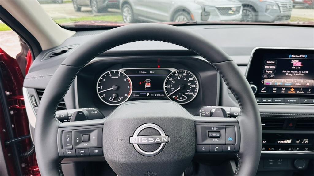 new 2025 Nissan Rogue car, priced at $32,927
