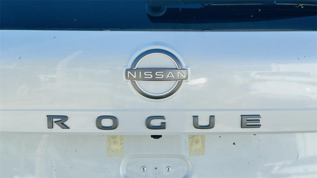 new 2025 Nissan Rogue car, priced at $30,458