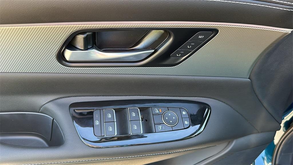 new 2025 Nissan Murano car, priced at $47,240