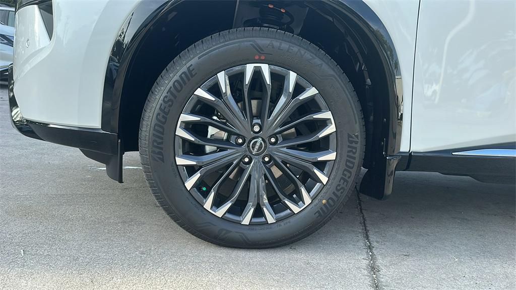 new 2025 Nissan Rogue car, priced at $41,126