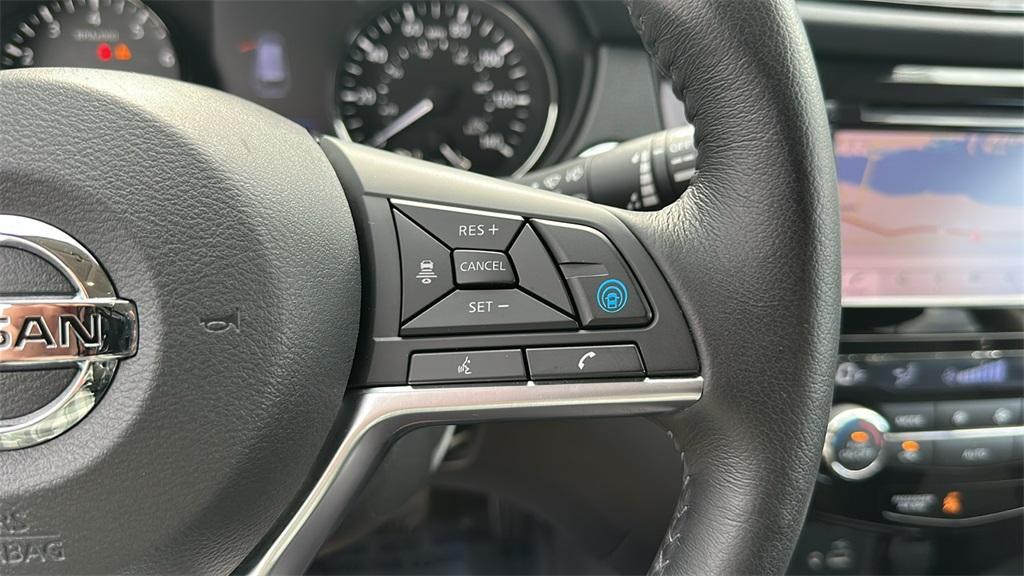 used 2019 Nissan Rogue car, priced at $17,518