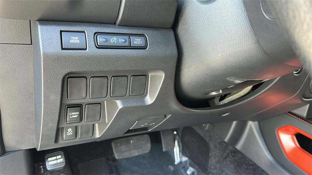 used 2024 Nissan Frontier car, priced at $31,300