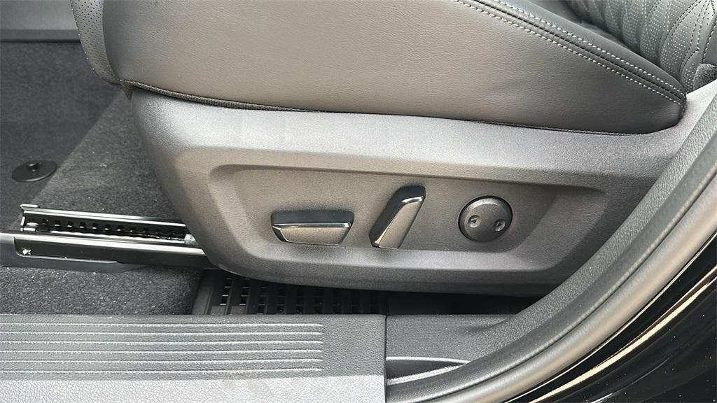 new 2025 Nissan Rogue car, priced at $39,826