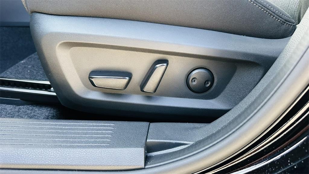 new 2025 Nissan Rogue car, priced at $30,681