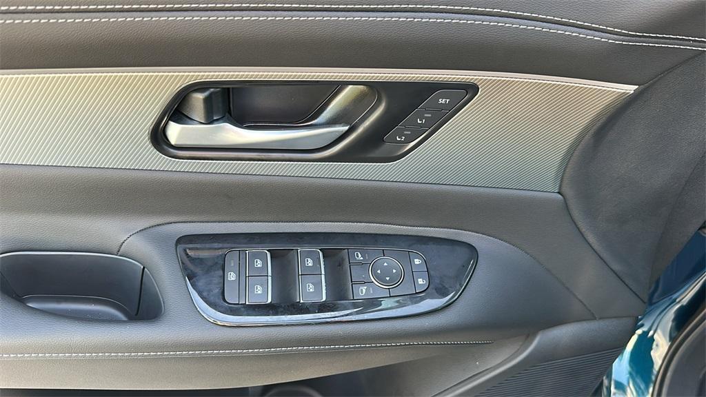 new 2025 Nissan Murano car, priced at $47,175