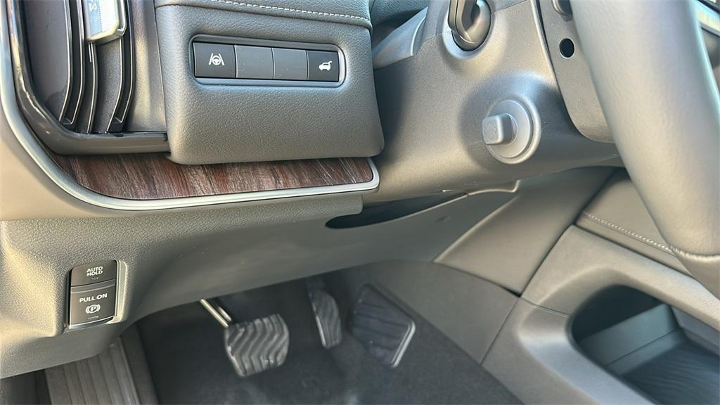new 2025 Nissan Armada car, priced at $66,128