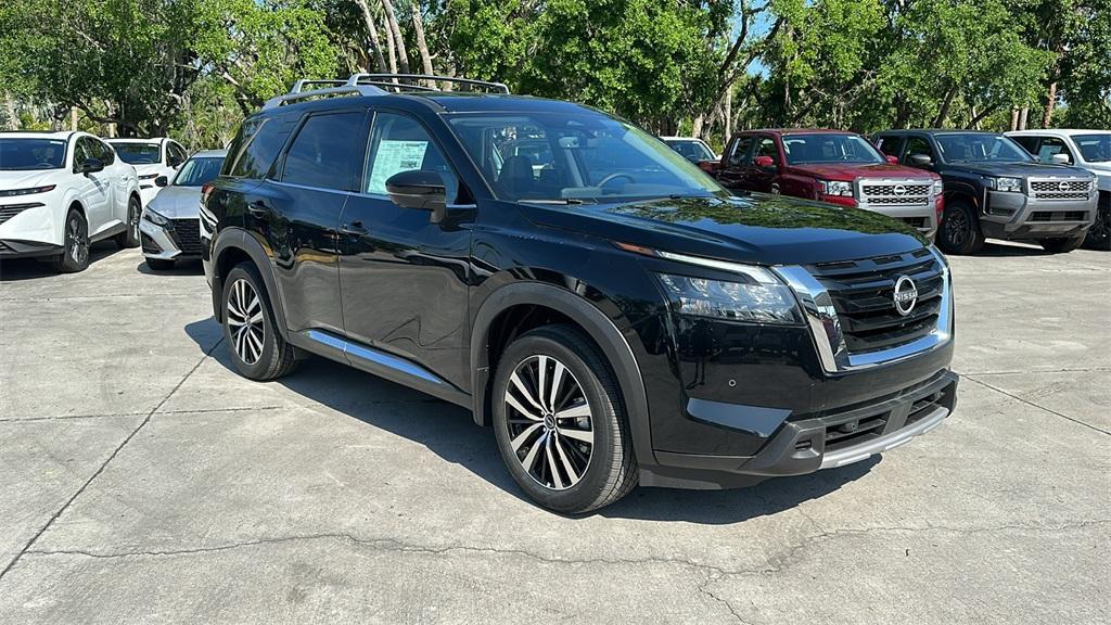 new 2025 Nissan Pathfinder car, priced at $49,109