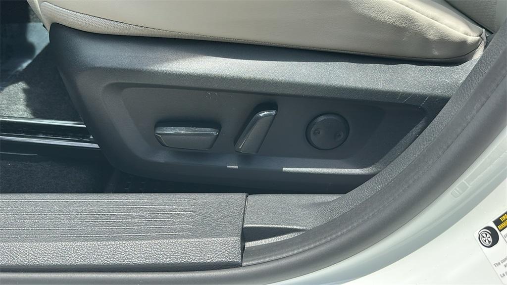 used 2023 Nissan Rogue car, priced at $23,488