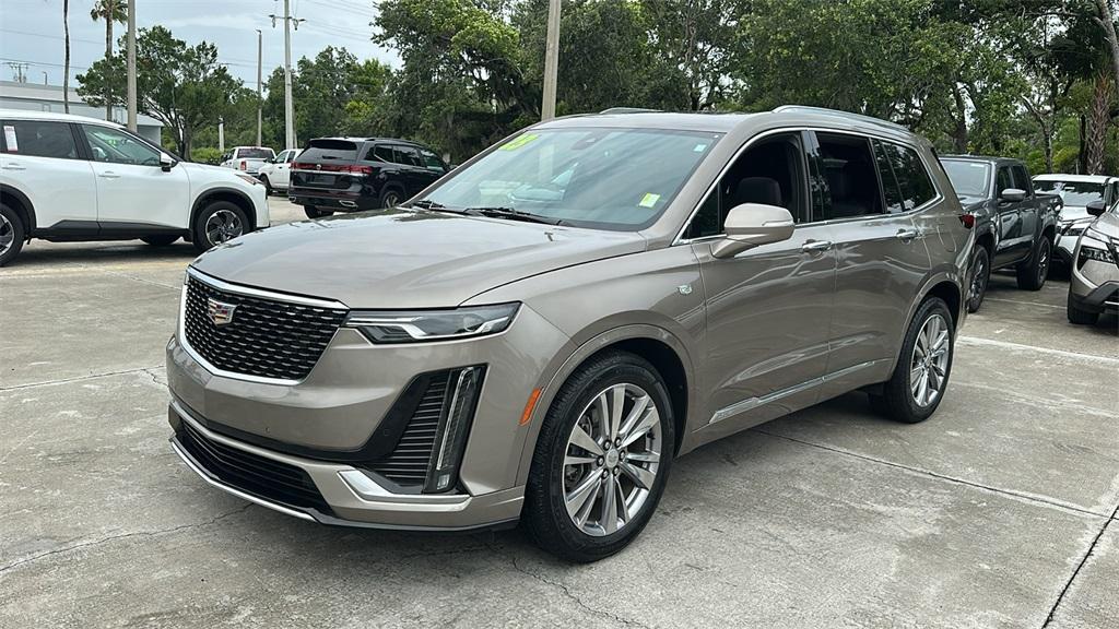used 2023 Cadillac XT6 car, priced at $30,995