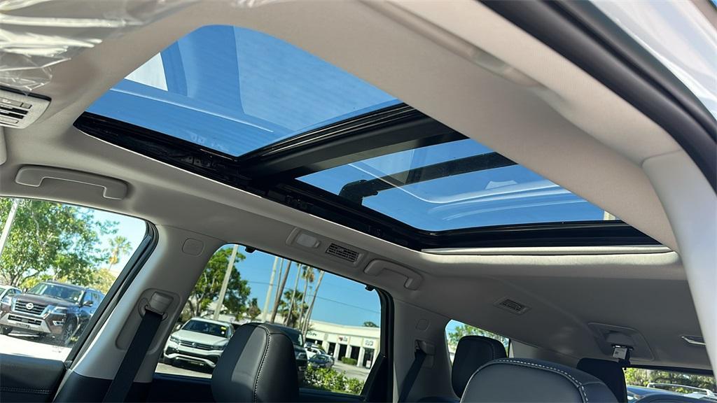 new 2025 Nissan Pathfinder car, priced at $49,410