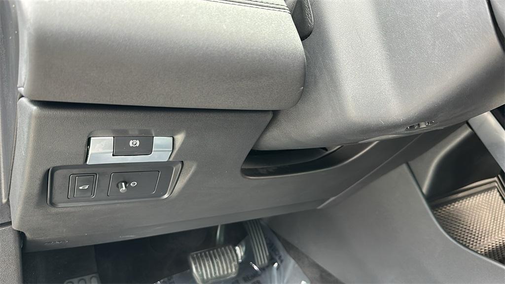 used 2020 Land Rover Range Rover Evoque car, priced at $21,488