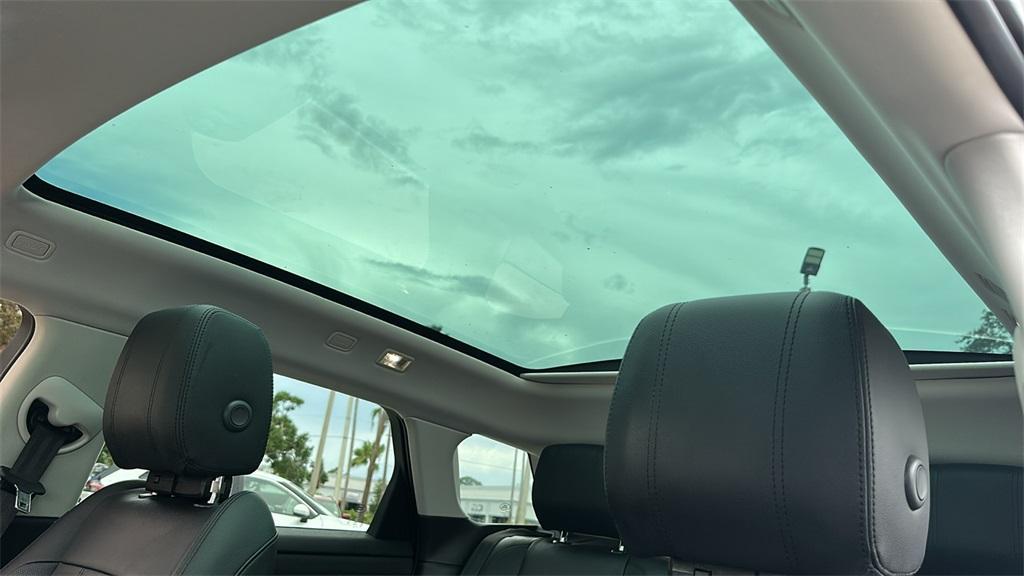 used 2020 Land Rover Range Rover Evoque car, priced at $21,488