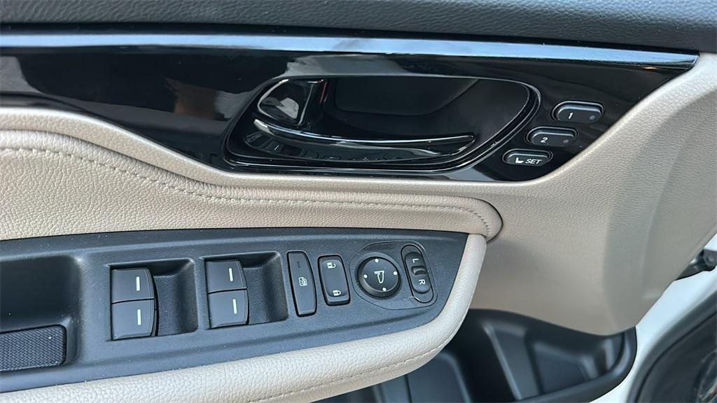 used 2023 Honda Odyssey car, priced at $36,500