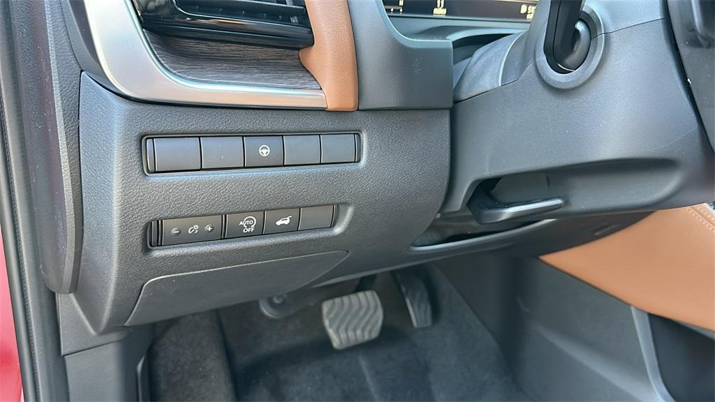 new 2025 Nissan Rogue car, priced at $39,946