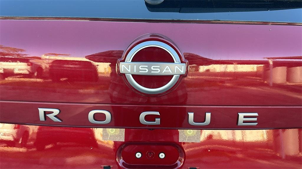 new 2025 Nissan Rogue car, priced at $39,946