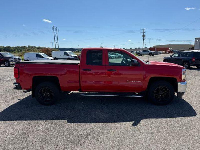 used 2018 Chevrolet Silverado 1500 car, priced at $32,999