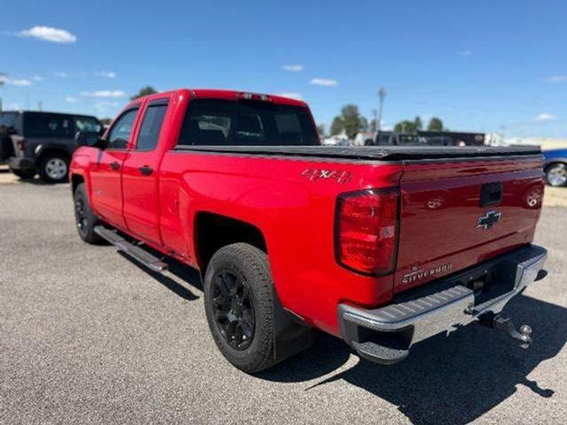 used 2018 Chevrolet Silverado 1500 car, priced at $32,999