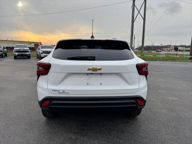 new 2025 Chevrolet Trax car