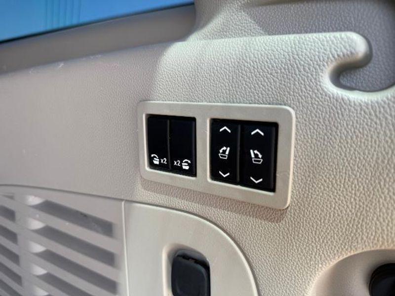 used 2020 Cadillac Escalade ESV car, priced at $43,998