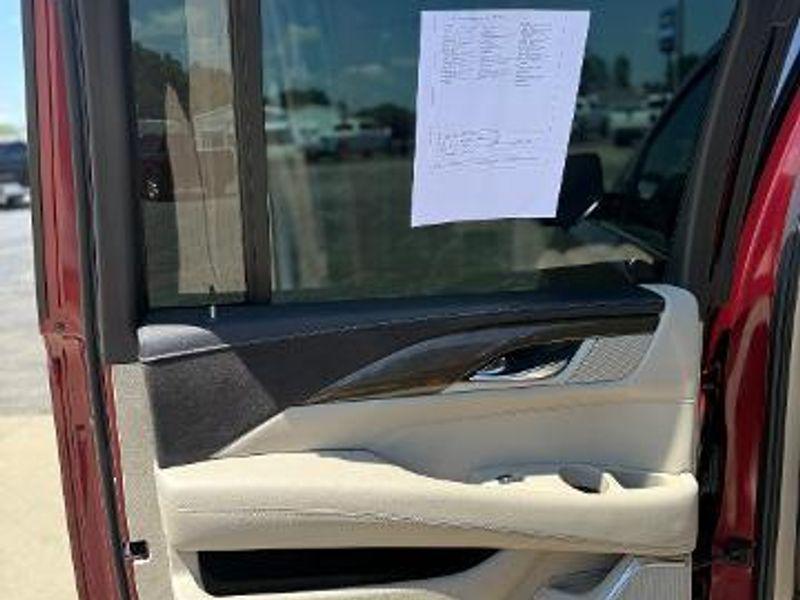 used 2020 Cadillac Escalade ESV car, priced at $43,998