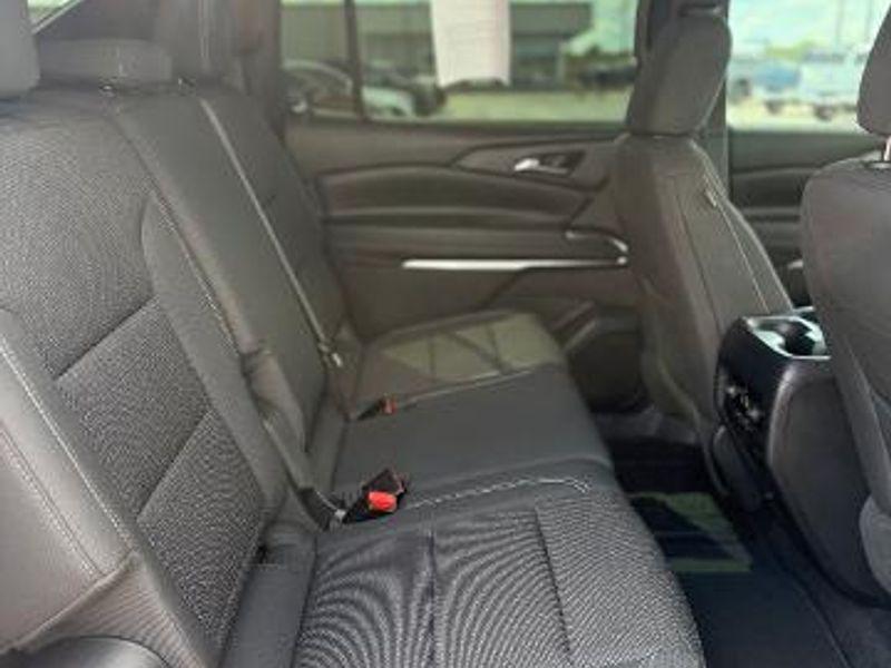 used 2024 Chevrolet Traverse car, priced at $37,998