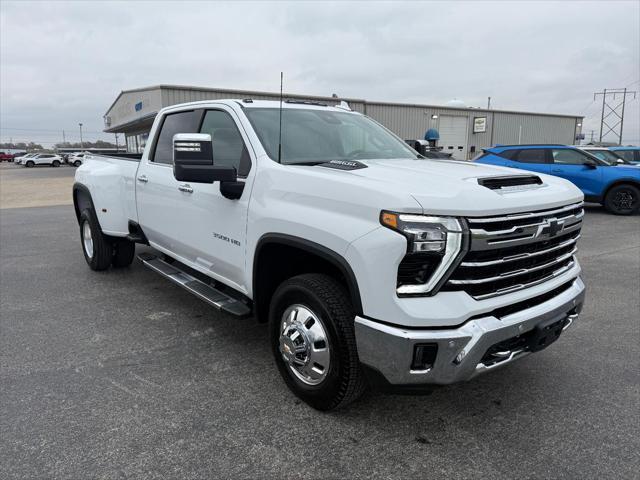 new 2024 Chevrolet Silverado 3500 car