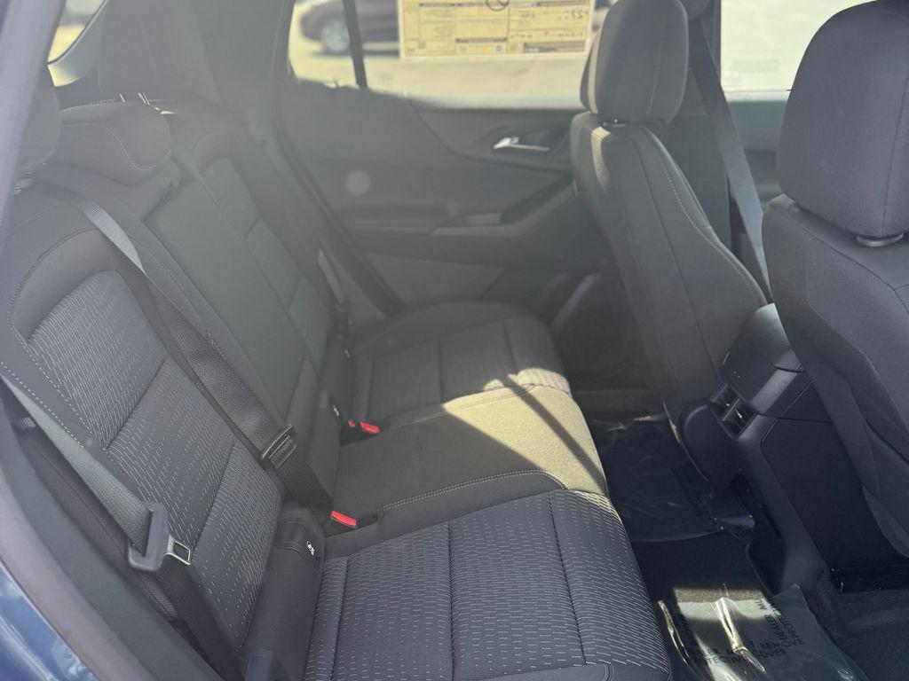 new 2026 Chevrolet Equinox car, priced at $32,140