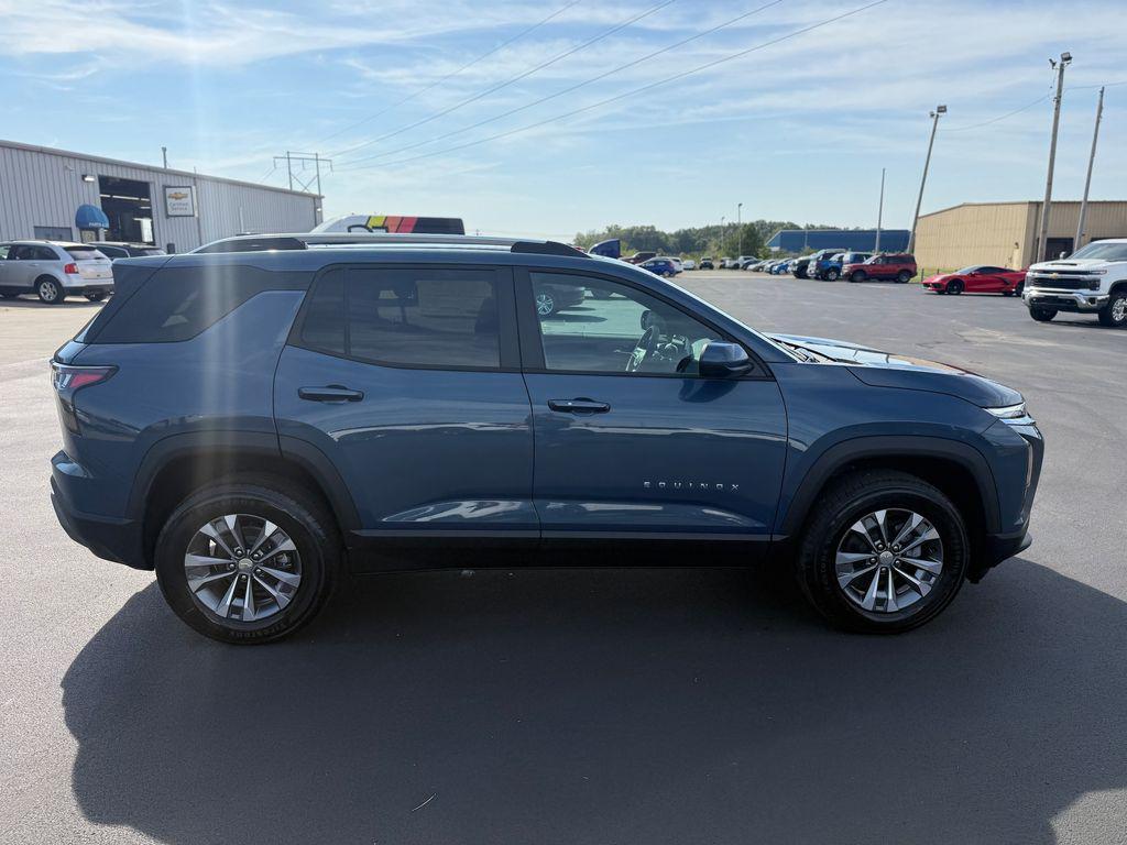 new 2026 Chevrolet Equinox car, priced at $32,140