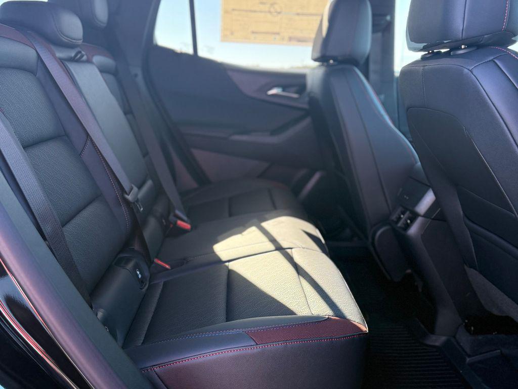 new 2026 Chevrolet Equinox car, priced at $35,660