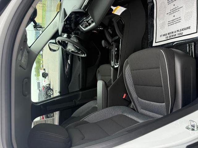 new 2025 Chevrolet TrailBlazer car, priced at $27,380