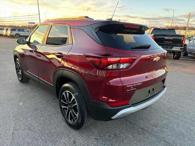 new 2025 Chevrolet TrailBlazer car, priced at $26,240