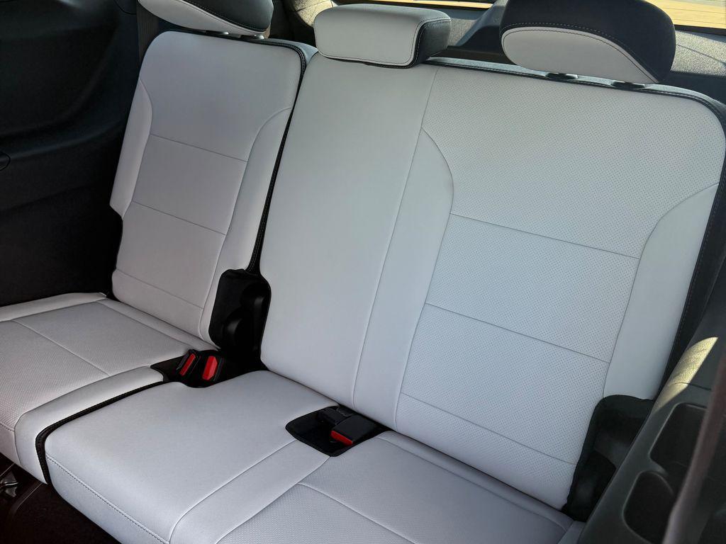 new 2026 Chevrolet Traverse car, priced at $57,715