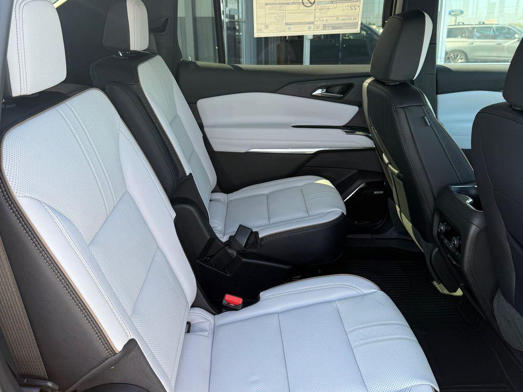 new 2026 Chevrolet Traverse car, priced at $57,715