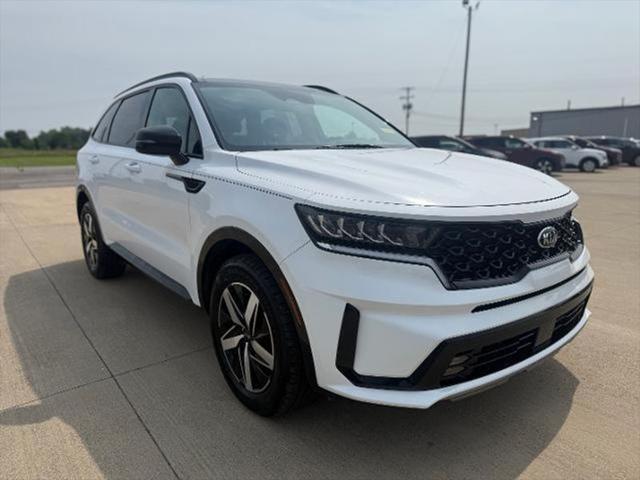 used 2021 Kia Sorento car, priced at $23,690