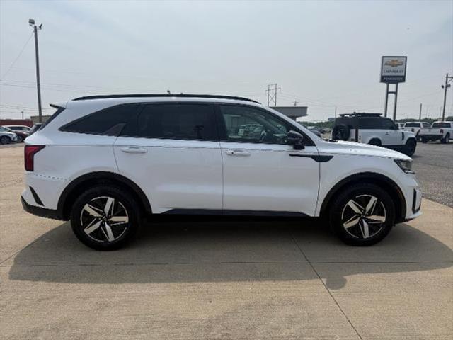 used 2021 Kia Sorento car, priced at $23,690