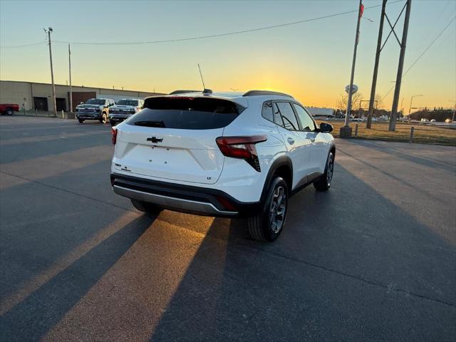 new 2025 Chevrolet Trax car, priced at $24,065