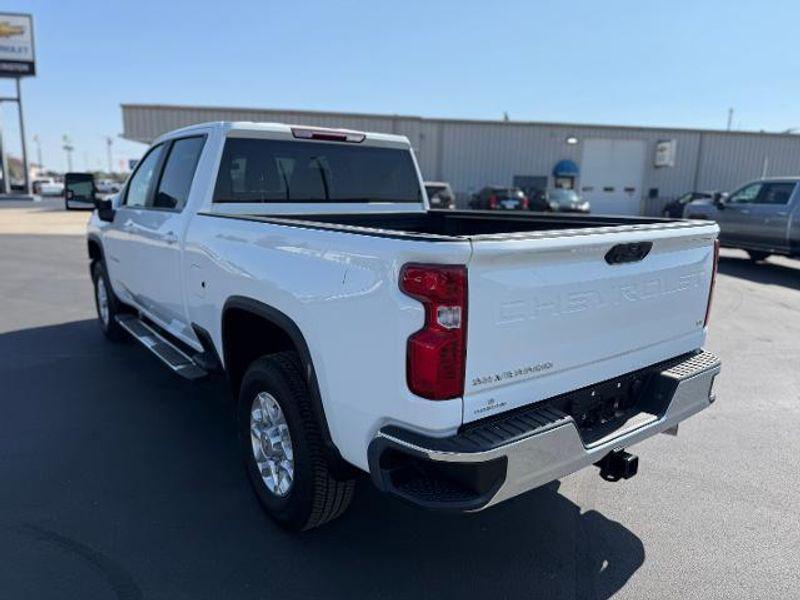 new 2024 Chevrolet Silverado 2500 car