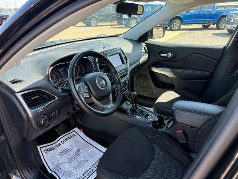 used 2019 Jeep Cherokee car, priced at $17,295